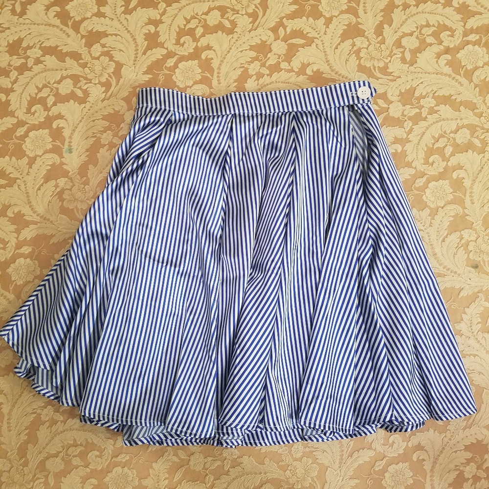 Royal blue and white striped plated skirt